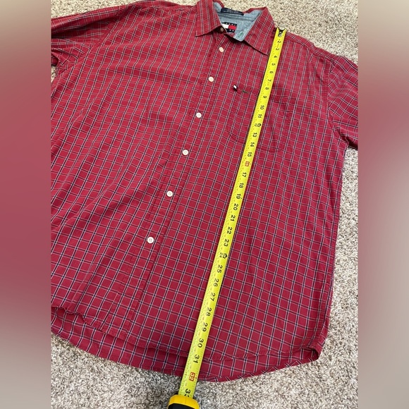 Tommy Hilfiger | Men’s XL Red Plaid Cotton Button-Down Shirt - Picture 6 of 7